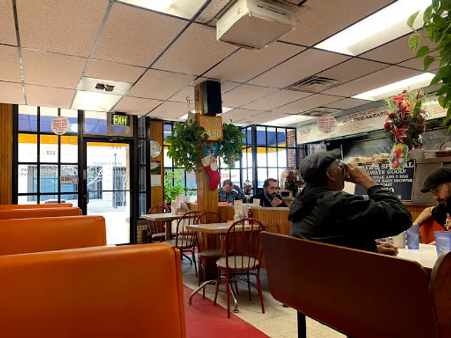 Swift's Breakfast House