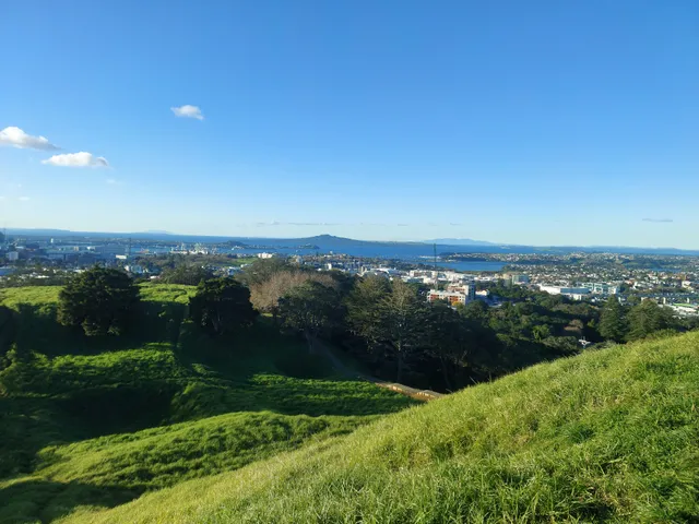 Mount Eden Summit