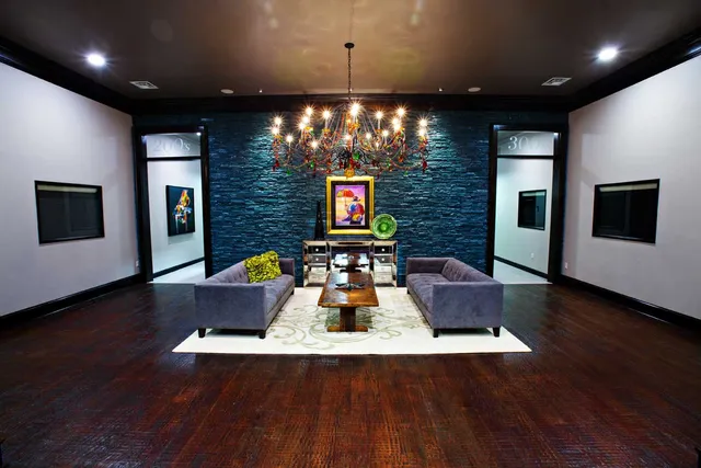 City Salon Suites & Spa - Plano