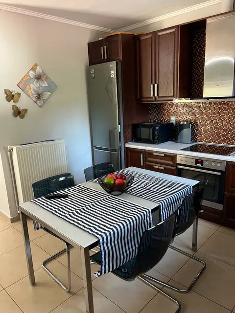 The Streamside Villa