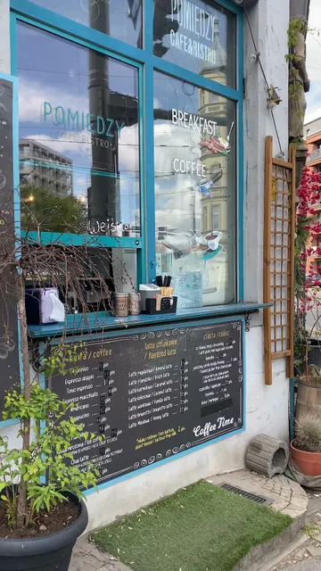 Pomiędzy cafe&bistro