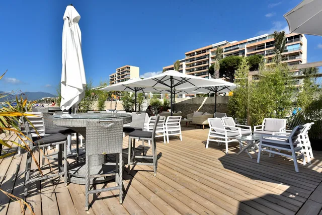 Le Cabanon - Restaurant - Plage