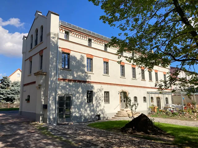 NEUES GESINDEHAUS Ferienwohnung am Inselteich