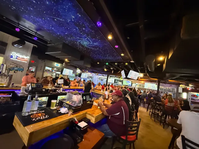 Cheeers Sport Bar and Grill