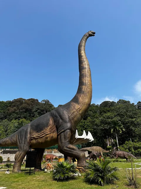 Dinosaur Encounter Zoo Teruntum Kuantan