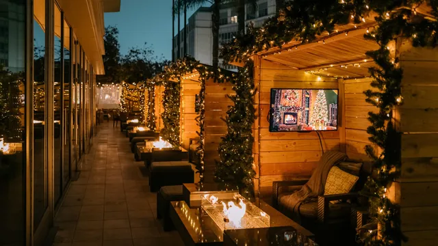 Après Village at Four Seasons Hotel Silicon Valley