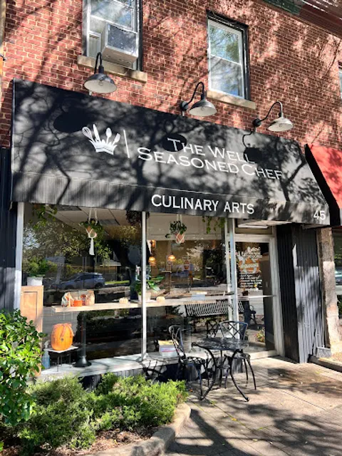 The Well Seasoned Chef