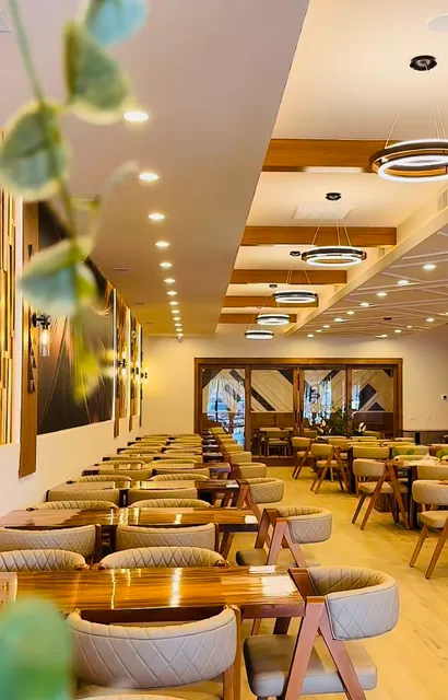 Honey Barrel Breakfast & Grill