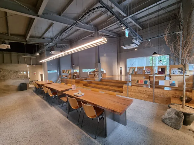 르고메드 파리 16