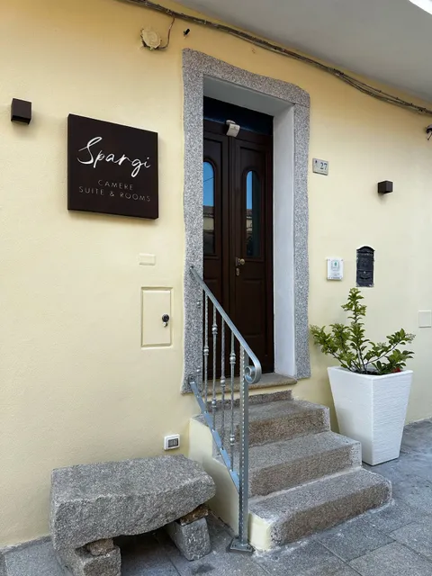 Sardinia Holiday - Spargi suite & rooms