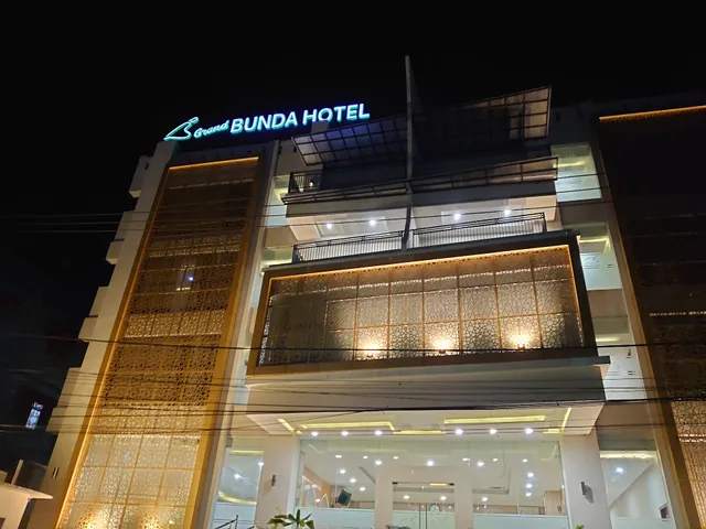 Grand Bunda Hotel