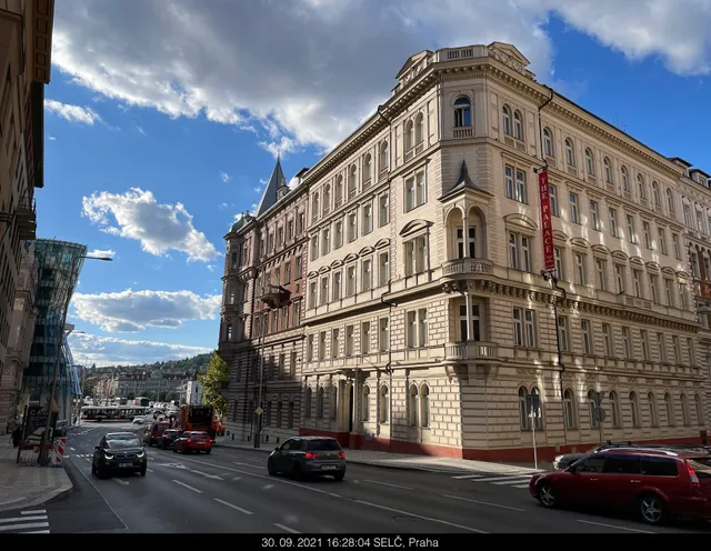 The Palace Suites And Apartments