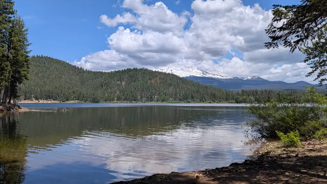 Lake Siskiyou Spini Meadows Trailhead