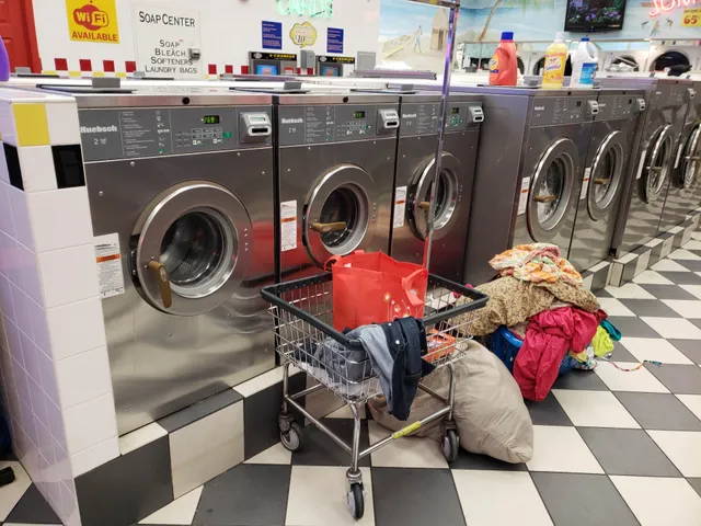 Spin Central Laundromat