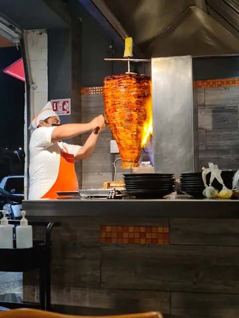 Los Tarascos Av. Huayacán