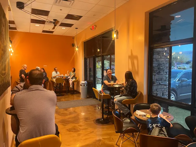 Momentto Coffee Roasters