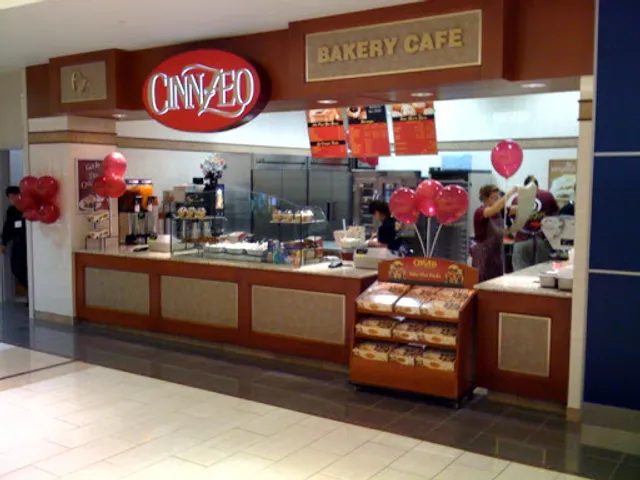 Cinnzeo Bakery Cafe