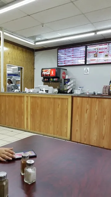 Oakley Market and Restaurant