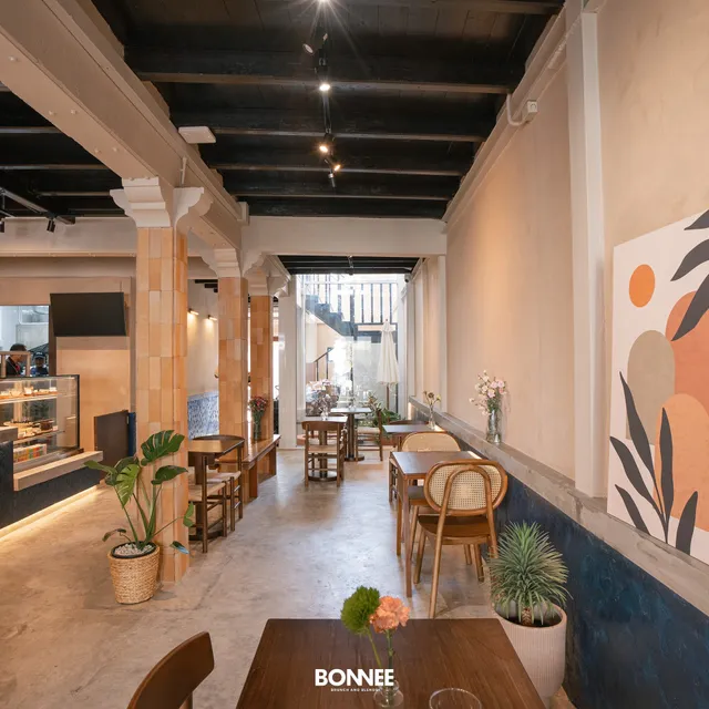 BONNEE - Brunch & Blends