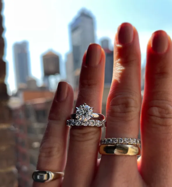 Yours & Mine Jewelers Inc