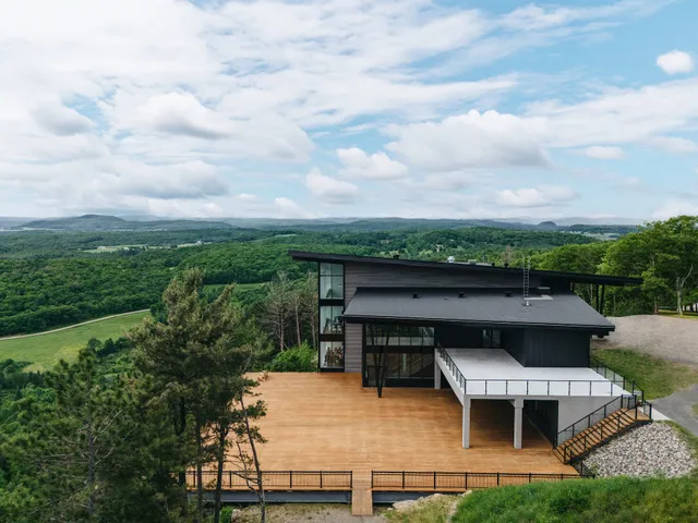 Auberge la Montagne Coupée