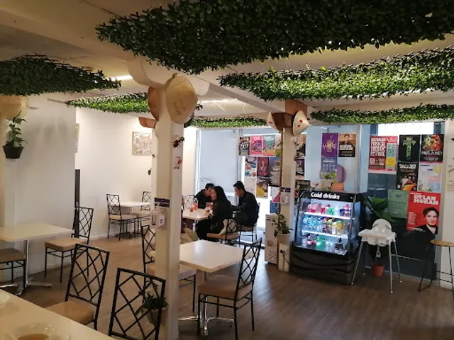 Noodles n Rolls-tastic C.H Smith building (NnR-tastic)