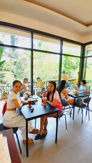 Jungle Cafe' & Restaurant/Hideaway Jungle Bar (Kathu Water Fall - Phuket)