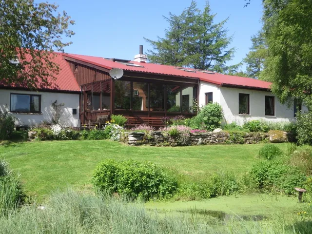 Invercassley Cottage B & B