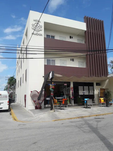 Hotel Muchin