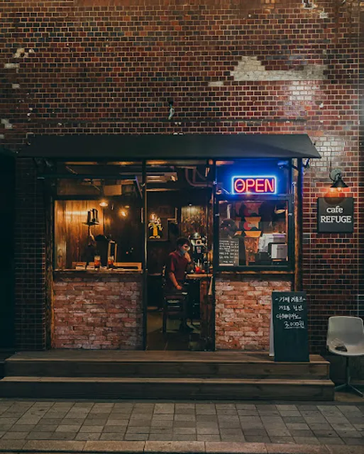 카페 레퓨즈 (cafe REFUGE)