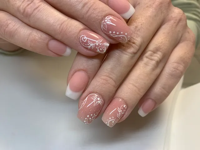 Rosa's Nail House