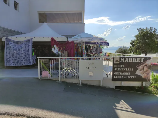 Shop & Market - Camping Spiaggia D'Oro