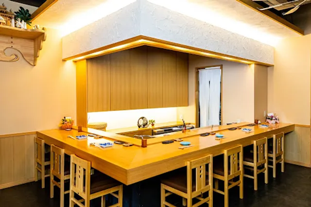 鮓臣（sushijin）