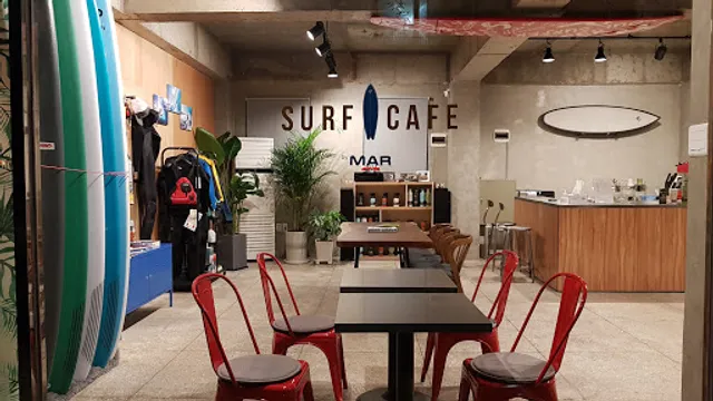마르 서프카페 SURF CAFE BY MAR