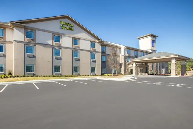 MainStay Suites Cartersville - Emerson Lake Point