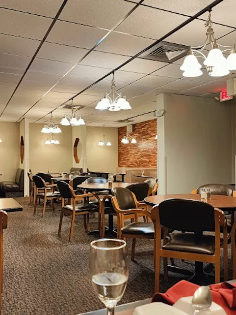 Mt. Everest Nepalese and Indian Bistro