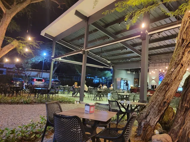 BBQ Meat House Pontezuela