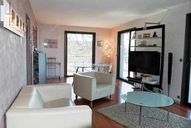 Location meublée Gîte 4 étoiles Vue Lac 180 ° l’Escale