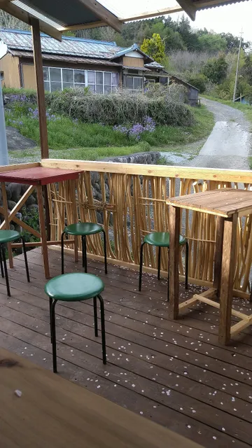 ShibaBakery （四葉ベーカリー)