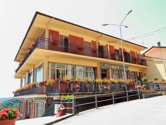 Amelia Dream View Hotel