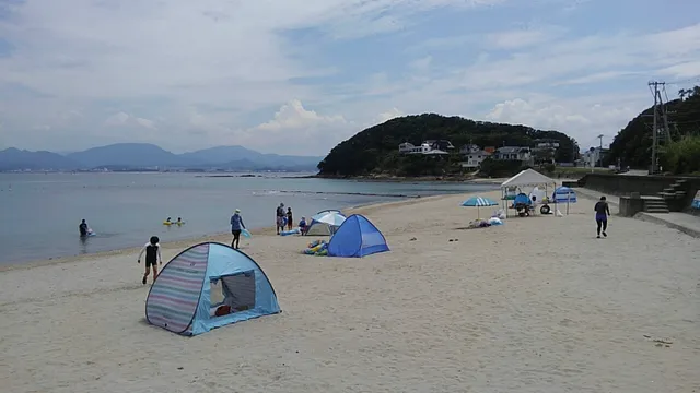 Ezura Saltwater Beach