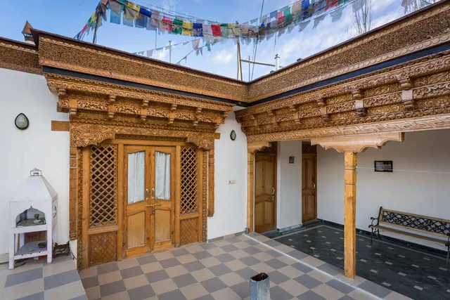 New Royal guest House