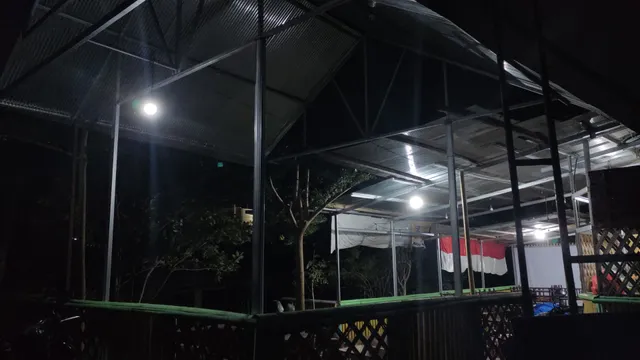 Cafe & Resto Danau Mawang "Kopi Tugas Akhir"