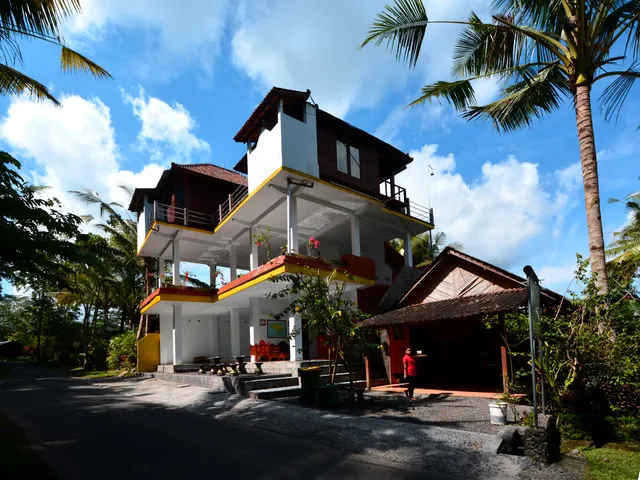 Tepi Sungai& Restaurant