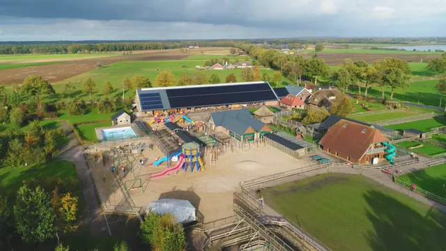Speel- en Recreatieboerderij de Flierefluiter