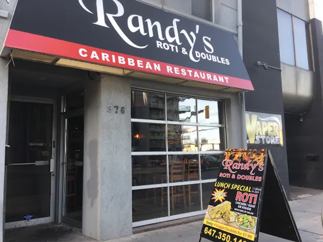 Randy's Roti and Doubles