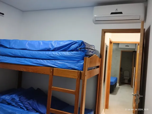 Sua Casa na Praia Enseada com piscina e hidromassagem.