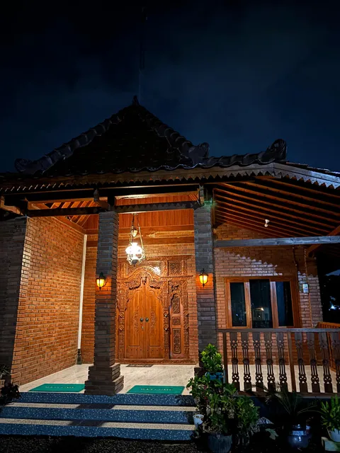 Amari Homestay