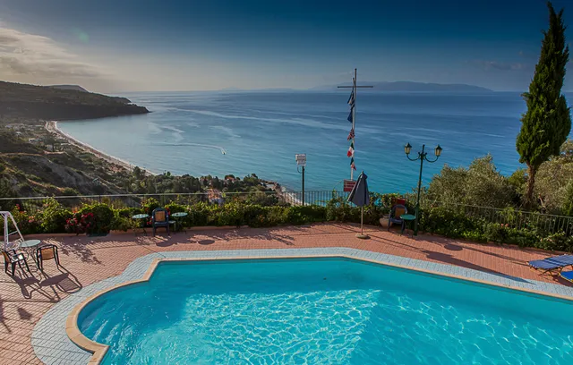 Garbis Villas & Apartments