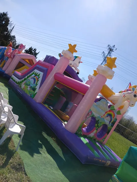 HAPPY JUMP - Hamburg-Jenfeld